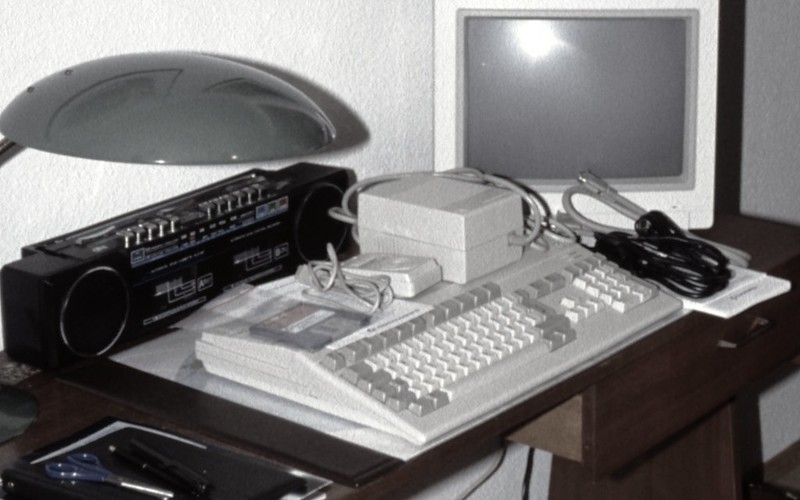 Amiga 500 and Commodore 1084S Monitor
